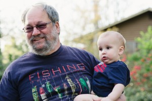 photo of grandfather with toddler, Maple Valley family photographer